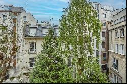 Sale - Apartment Paris 16th 