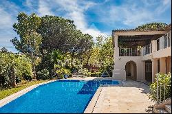 Sole agent - Villa in St-Tropez centre