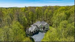 Spectacular Family Home on 2.7 Acres