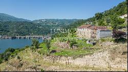 Farm for sale, next to the River Douro, in Marco de Canaveses, Portugal