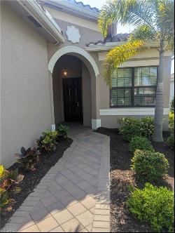 11530 Foxbriar LN, Fort Myers FL 33913