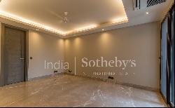 Apartment in Vasant Vihar