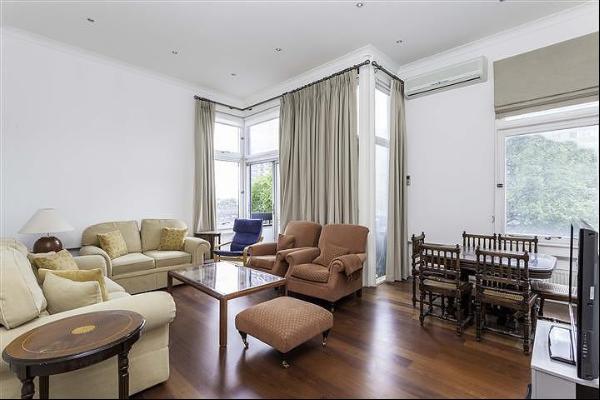 3 bedrooms apartment to rent in Paddington W2