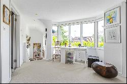 Petersham Road, Richmond, Surrey, TW10 7DA