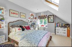 Petersham Road, Richmond, Surrey, TW10 7DA