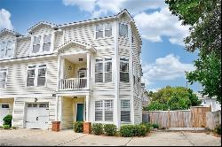 3648 Dupont Circle, Virginia Beach VA 23455