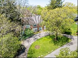 17 Longmeadow Road, Winnetka IL 60093