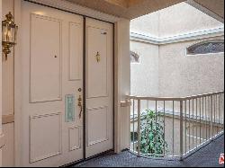 120 S Palm Dr Apt 203