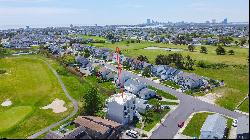 14 Hutchison Pl, Brigantine NJ 08203