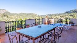 Charming townhouse with stunning views for sale in Puigpunyent, , Puigpunyent 07194