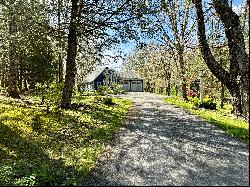 48 Covered Bridge Road