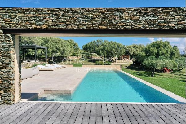 PRIVATE RESIDENCE WITH SEA VIEW - SAINT FLORENT - NORTH CORSICA
