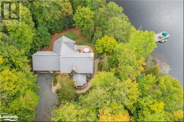 1061 WALLINGTON LANE Lane, Lake Of Bays, ON, P1H2J6, CANADA