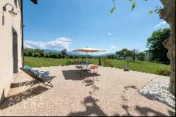 South Annecy, 15 minutes from the motorway, property with mountain views
