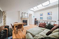 7 Regent Terrace Mews, New Town, Edinburgh, EH7 5BY