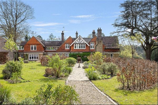 Headley Road, Grayshott, Hindhead, Surrey, GU26 6LF