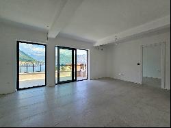 Exclusive Penthouse In Dobrota, Dobrota, Kotor, Montenegro, R2312