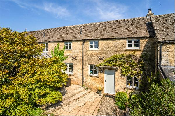 Yew Tree Cottages, Mount Pleasant Close, Stow on the Wold, Cheltenham, GL54 1BY