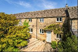 Yew Tree Cottages, Mount Pleasant Close, Stow on the Wold, Cheltenham, GL54 1BY