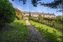 Yew Tree Cottages, Mount Pleasant Close, Stow on the Wold, Cheltenham, GL54 1BY