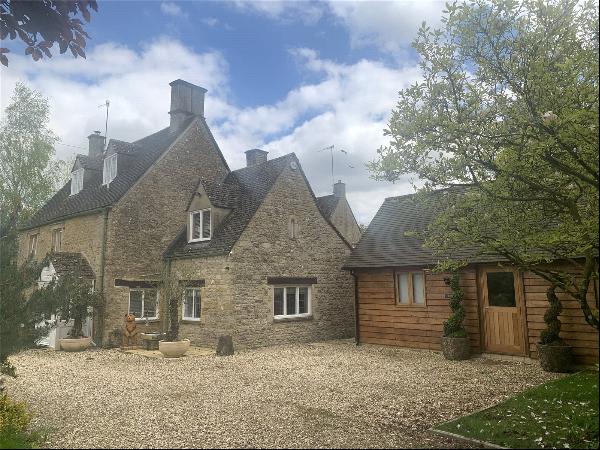 Marshmouth Lane, Bourton-on-the-Water, Cheltenham, Gloucestershire, GL54 2EE