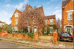 Waldegrave Gardens, Twickenham, TW1 4PG