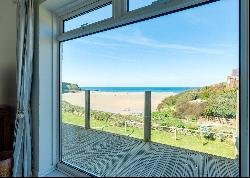 Tredragon Road, Mawgan Porth, Newquay, Cornwall, TR8 4DQ