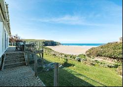 Tredragon Road, Mawgan Porth, Newquay, Cornwall, TR8 4DQ