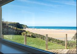 Tredragon Road, Mawgan Porth, Newquay, Cornwall, TR8 4DQ