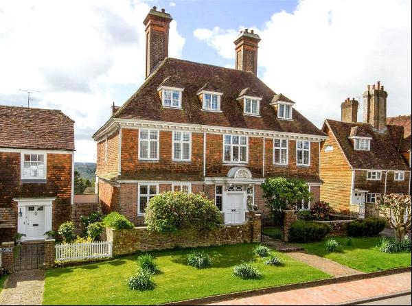 High Street, Burwash, Etchingham, East Sussex, TN19 7EH