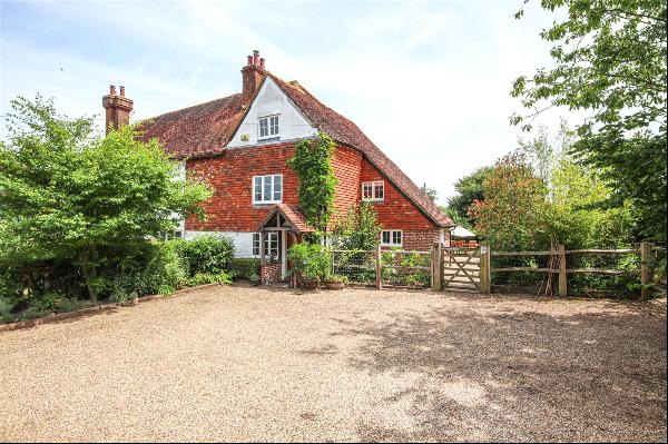 Poundsbridge Lane, Fordcombe, Tunbridge Wells, Kent, TN3 0RJ