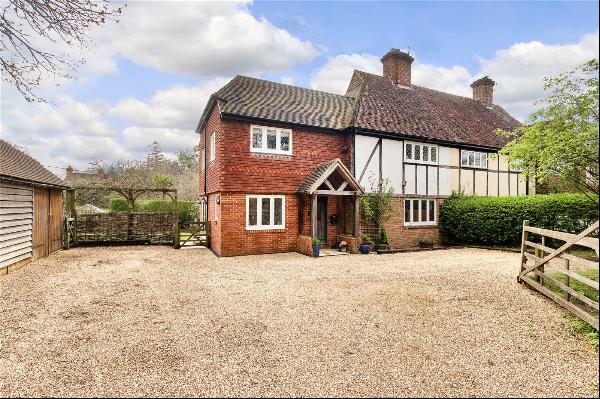 Butterwell Hill, Cowden, Kent, TN8 7HB