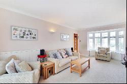 Dornden Drive, Langton Green, Tunbridge Wells, Kent, TN3 0AG