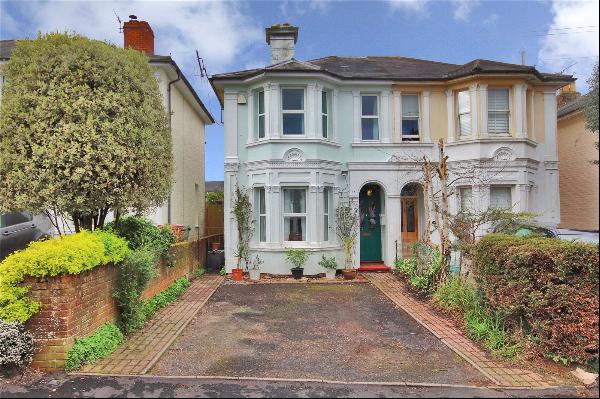 Beulah Road, Tunbridge Wells, Kent, TN1 2NS