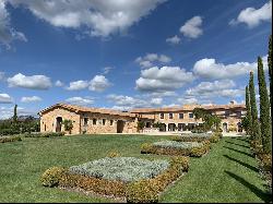 Luxury Tuscan Estate With Vineyards, Massa Maritima, Tuscany