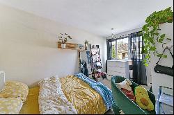 Bradstock Road, London, E9 5BJ