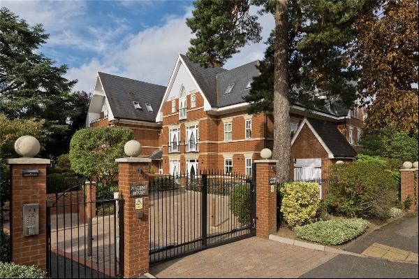 Ellesmere Road, Weybridge, Surrey, KT13 0HZ