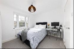 Thaxted Place, Wimbledon, London, SW20 8JF