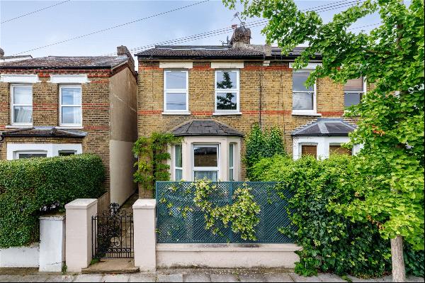 Graham Road, Wimbledon, London, SW19 3SL