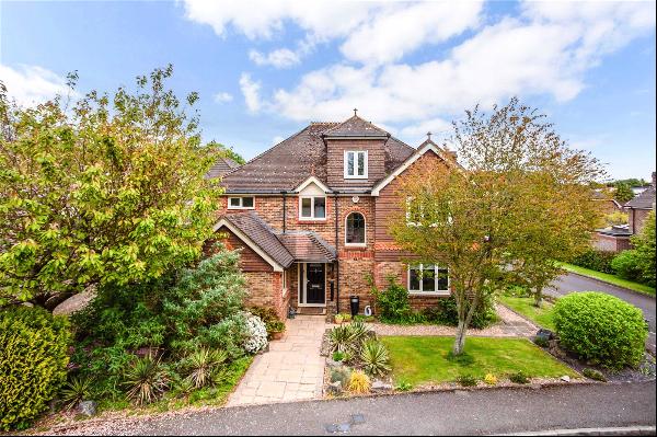 Fyfield Way, Littleton, Winchester, Hampshire, SO22 6PB