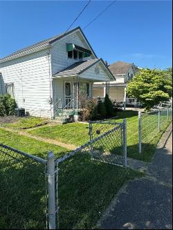 108 Franklin Ave, Bobtown/Dilliner PA 15315