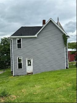 435 Broadway Ave St, Scottdale PA 15683