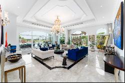 Luxury villa in Emirates Hills