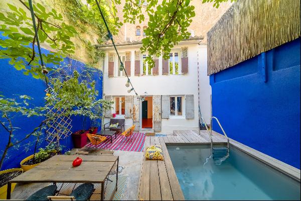 Marseille 6th - 195 sqm Duplex with Terrace and Pool