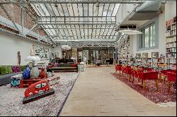 Paris 20th - Saint-Blaise - Superb loft with Gustave Eiffel glass roof.