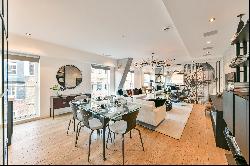 Three-bedroom apartment in highly sought-after development Aldwych Chambers