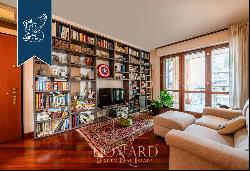 Charming estate with double balcony and a view of Piazza Gae Aulenti and the Vertical Fore