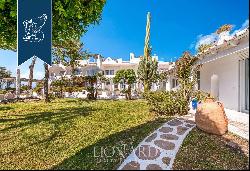 Luxury estate with 20 sea-facing independent apartments for sale on Ischia island