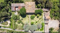 Period Mansion for sale in Siena - Tuscany