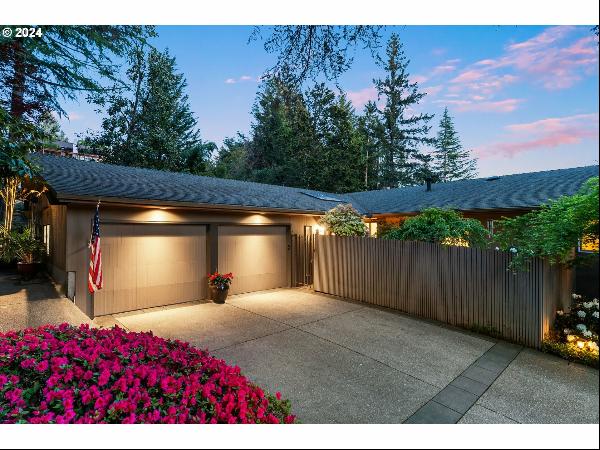 2550 SW SCENIC DR, Portland, OR, 97225, USA